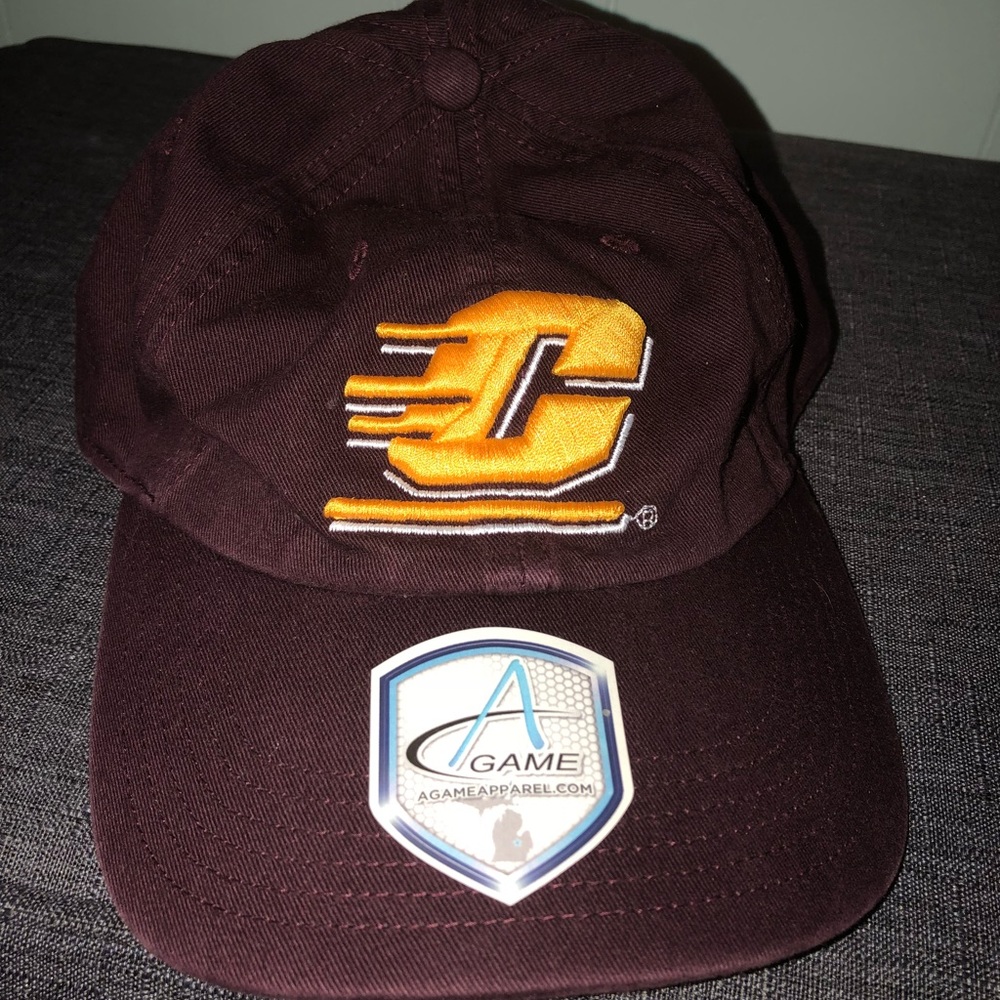 BRAND NEW W/TAGS CMU HAT